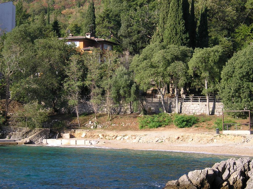 Beach Apartments Lovran Exterior foto